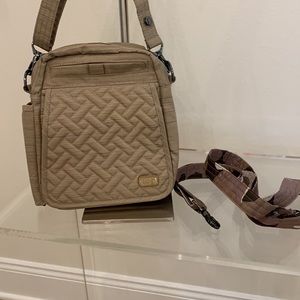 Lug   sand quilted nylon crossbody bag adjustable strap and comes w/camo strap